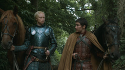 extant_GameOfThrones_4x07-Mockingbird_4825