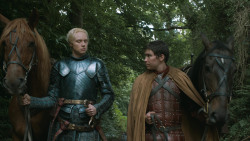 extant_GameOfThrones_4x07-Mockingbird_4827