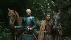 extant_GameOfThrones_4x07-Mockingbird_4840