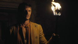 extant_GameOfThrones_4x07-Mockingbird_4966