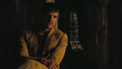 extant_GameOfThrones_4x07-Mockingbird_5395