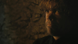 extant_GameOfThrones_4x07-Mockingbird_5437
