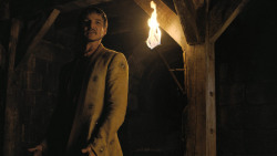 extant_GameOfThrones_4x07-Mockingbird_5586
