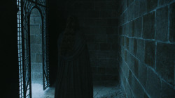 extant_GameOfThrones_4x07-Mockingbird_5661