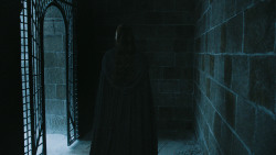 extant_GameOfThrones_4x07-Mockingbird_5663