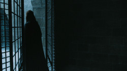 extant_GameOfThrones_4x07-Mockingbird_5673