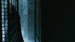 extant_GameOfThrones_4x07-Mockingbird_5676