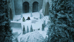 extant_GameOfThrones_4x07-Mockingbird_5827