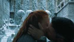 extant_GameOfThrones_4x07-Mockingbird_6326
