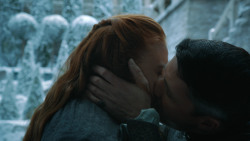 extant_GameOfThrones_4x07-Mockingbird_6339