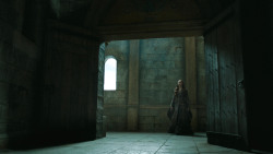 extant_GameOfThrones_4x07-Mockingbird_6360