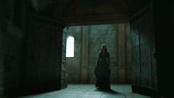 extant_GameOfThrones_4x07-Mockingbird_6364