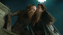 extant_GameOfThrones_4x07-Mockingbird_6599