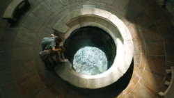 extant_GameOfThrones_4x07-Mockingbird_6609