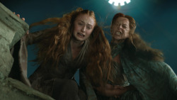 extant_GameOfThrones_4x07-Mockingbird_6616