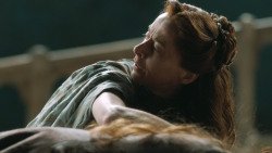extant_GameOfThrones_4x07-Mockingbird_6636