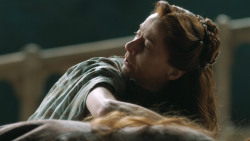 extant_GameOfThrones_4x07-Mockingbird_6638
