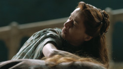 extant_GameOfThrones_4x07-Mockingbird_6639