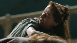 extant_GameOfThrones_4x07-Mockingbird_6640