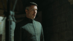 extant_GameOfThrones_4x07-Mockingbird_6654