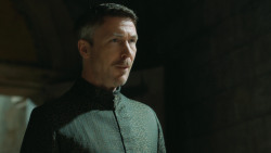 extant_GameOfThrones_4x07-Mockingbird_6690