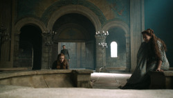 extant_GameOfThrones_4x07-Mockingbird_6726