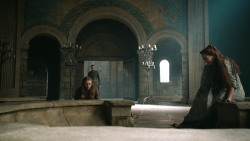 extant_GameOfThrones_4x07-Mockingbird_6727