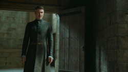 extant_GameOfThrones_4x07-Mockingbird_6738