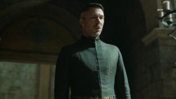 extant_GameOfThrones_4x07-Mockingbird_6749