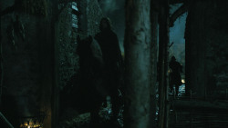 extant_GameOfThrones_4x08-TheMountainAndTheViper_0024