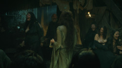 extant_GameOfThrones_4x08-TheMountainAndTheViper_0118
