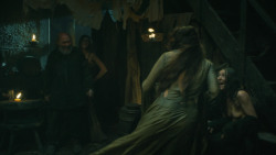 extant_GameOfThrones_4x08-TheMountainAndTheViper_0121