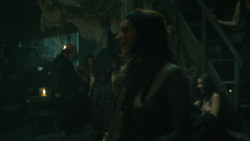 extant_GameOfThrones_4x08-TheMountainAndTheViper_0130