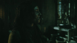 extant_GameOfThrones_4x08-TheMountainAndTheViper_0142