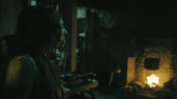 extant_GameOfThrones_4x08-TheMountainAndTheViper_0149