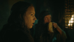 extant_GameOfThrones_4x08-TheMountainAndTheViper_0234