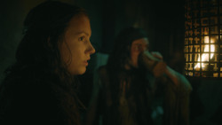 extant_GameOfThrones_4x08-TheMountainAndTheViper_0236