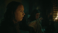 extant_GameOfThrones_4x08-TheMountainAndTheViper_0239