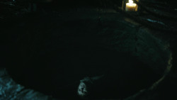 extant_GameOfThrones_4x08-TheMountainAndTheViper_0271