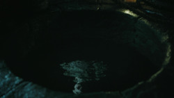 extant_GameOfThrones_4x08-TheMountainAndTheViper_0278