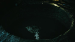 extant_GameOfThrones_4x08-TheMountainAndTheViper_0280