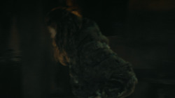 extant_GameOfThrones_4x08-TheMountainAndTheViper_0381