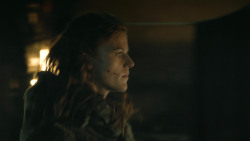 extant_GameOfThrones_4x08-TheMountainAndTheViper_0389