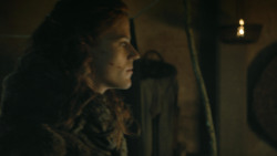 extant_GameOfThrones_4x08-TheMountainAndTheViper_0390
