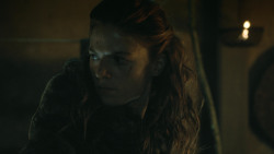 extant_GameOfThrones_4x08-TheMountainAndTheViper_0394