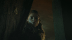 extant_GameOfThrones_4x08-TheMountainAndTheViper_0398