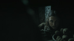extant_GameOfThrones_4x08-TheMountainAndTheViper_0402