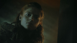 extant_GameOfThrones_4x08-TheMountainAndTheViper_0412