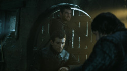 extant_GameOfThrones_4x08-TheMountainAndTheViper_0472