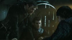 extant_GameOfThrones_4x08-TheMountainAndTheViper_0498